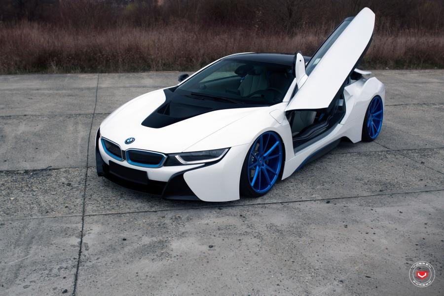  BMW i8 on Vossen Wheels (VPS-301) 2017 года  (фото 15 из 16)